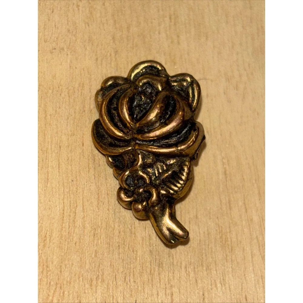 Vintage Rose Brooch, C-Clasp, Brass Tone 1